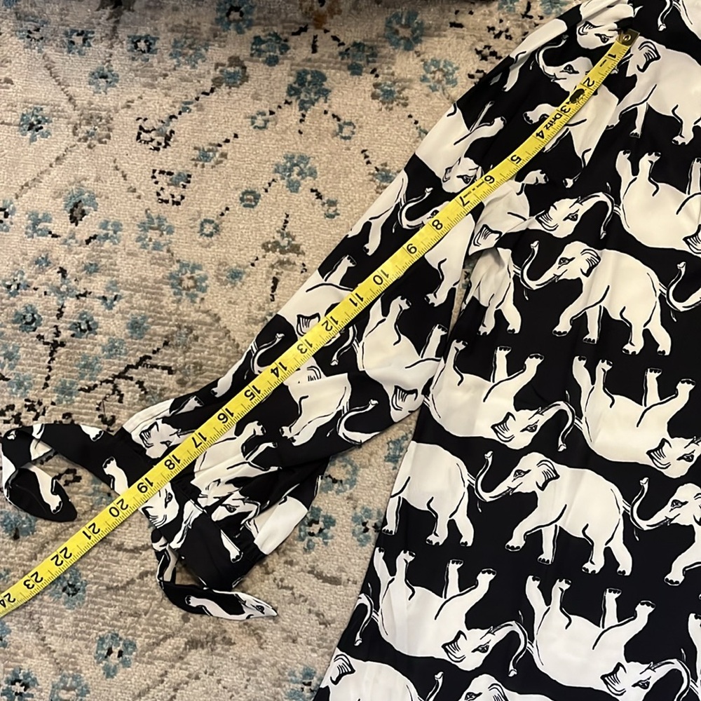 NWT Black & White Elephant Day Parade Shift Dress🐘 - Picture 8 of 16